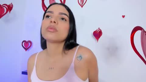 Snapshot of maithe_022 chatting on February 6, 7:17 pm mai online show from February 6, 7:17 pm