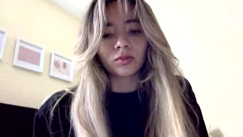 majo_gomezz online show from April 4, 2:43 am