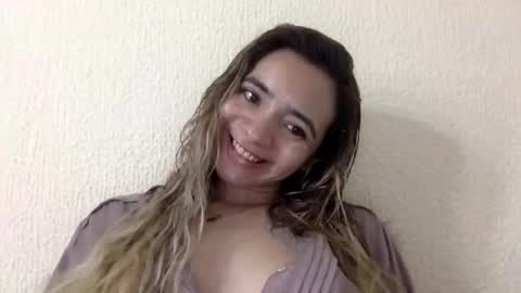 Snapshot of majo_gomezz chatting on April 29, 2:04 am majo_gomezz online show from April 29, 2:04 am