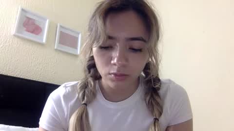 Snapshot of majo_gomezz chatting on April 30, 5:36 am majo_gomezz online show from April 30, 5:36 am