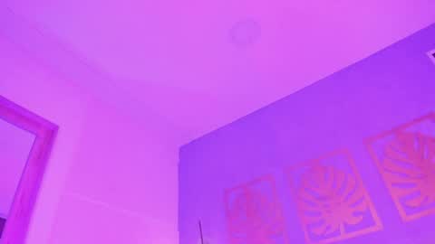Snapshot of majo_rose chatting on April 22, 6:53 pm MAJO ROSE online show from April 22, 6:53 pm