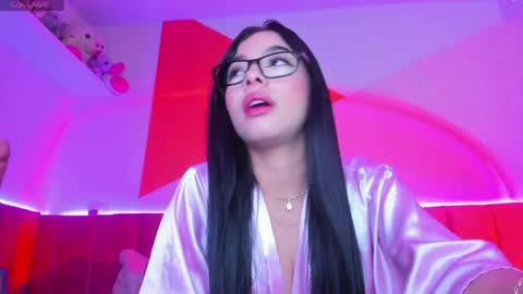 Snapshot of majoogomez chatting on May 1, 10:53 am Majo Gomez online show from May 1, 10:53 am