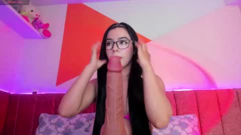 Snapshot of majoogomez chatting on July 29, 10:57 am Majo Gomez online show from July 29, 10:57 am