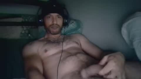 majorb121 online show from February 11, 8:20 pm