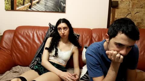 Snapshot of make_me_feel chatting on February 7, 7:49 pm Lena Ian online show from February 7, 7:49 pm