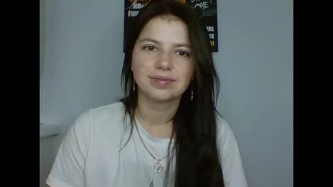 make_mesmile online show from November 11, 8:09 pm