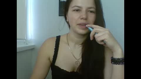 make_mesmile online show from March 1, 7:54 am