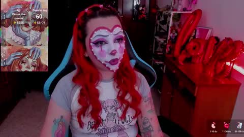 Snapshot of maki33_ chatting on February 16, 12:51 am petite clown online show from February 16, 12:51 am