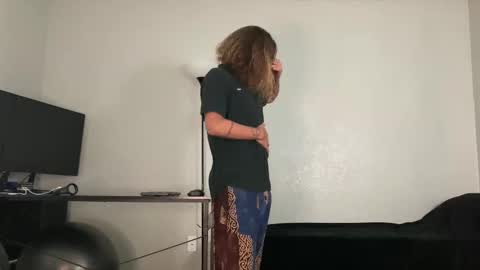 Mack  Makingmoans Twitter online show from November 21, 3:22 pm