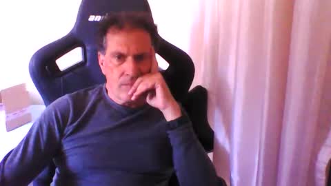 makis8989 online show from April 22, 12:28 pm