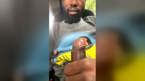 Snapshot of malcompierce chatting on May 1, 3:05 pm Malcom online show from May 1, 3:05 pm