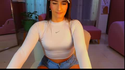 malen_fitnessmilf online show from October 11, 11:31 am