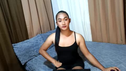 Snapshot of maliacollins chatting on February 7, 11:14 am maliacollins online show from February 7, 11:14 am