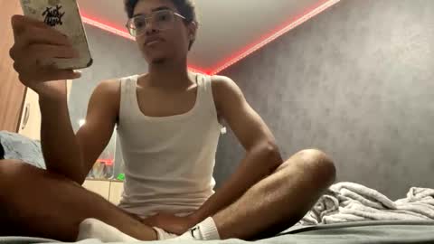 Snapshot of malik_westov chatting on October 24, 10:06 pm malik_westov online show from October 24, 10:06 pm