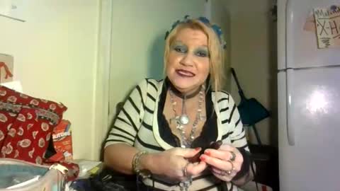 malinda702 online show from February 8, 10:18 am