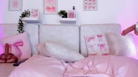 Malka online show from October 6, 8:28 pm