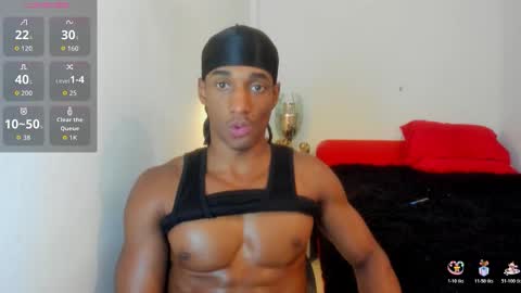 malkongarcia online show from November 17, 8:14 pm