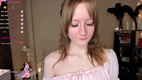 Lilit online show from April 22, 3:57 pm