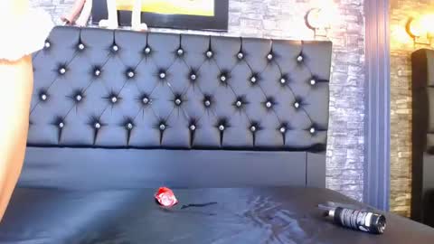 Malory online show from November 8, 5:12 pm