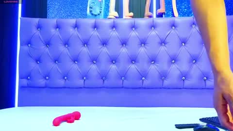 Snapshot of malory_cortez chatting on May 28, 2:53 am Malory online show from May 28, 2:53 am