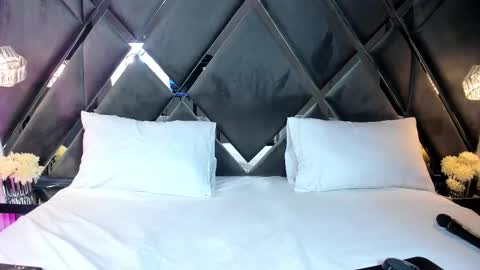 Malu online show from March 2, 5:09 pm