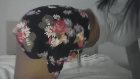 Snapshot of mamacita789 chatting on October 14, 6:25 am mamacita789 online show from October 14, 6:25 am