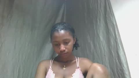 mamieriela online show from April 12, 10:31 am