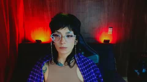 Snapshot of mamushka_ chatting on July 9, 12:15 am online show from July 9, 12:15 am
