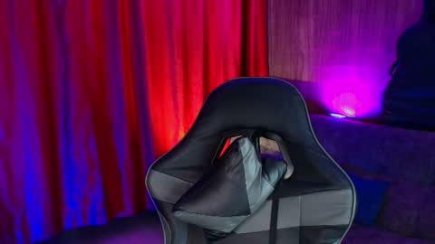 Snapshot of mamushka_ chatting on July 27, 9:00 pm online show from July 27, 9:00 pm