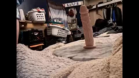 man1festit online show from November 24, 7:30 am