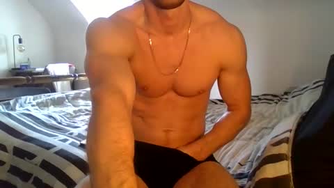 Snapshot of man_for_man69 chatting on September 16, 8:37 am man for man69 online show from September 16, 8:37 am
