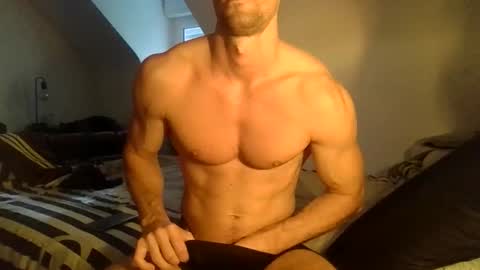 Snapshot of man_for_man69 chatting on October 8, 8:01 am man for man69 online show from October 8, 8:01 am
