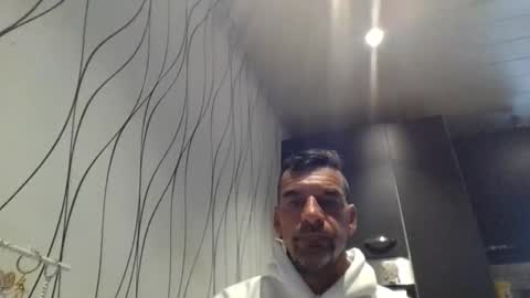 Snapshot of man_from_geaven chatting on October 6, 11:40 am man_from_geaven online show from October 6, 11:40 am