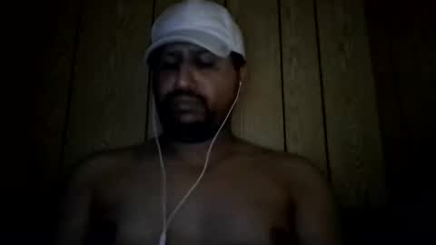Snapshot of man_new chatting on October 28, 6:10 pm Man new online show from October 28, 6:10 pm