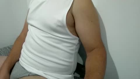 Snapshot of manbroadcasting001 chatting on April 29, 7:09 pm manbroadcasting001 online show from April 29, 7:09 pm