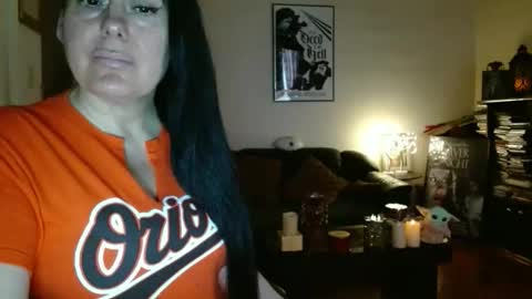 mandaloriangirlsfight online show from April 4, 8:39 pm