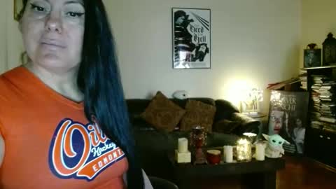 mandaloriangirlsfight online show from April 9, 7:08 pm