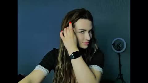 MandiBrooks online show from April 17, 9:45 am