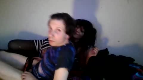 mandra_wag online show from April 23, 4:14 am