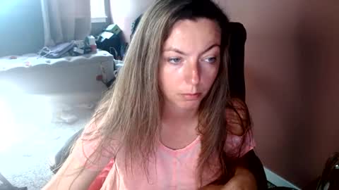 Snapshot of mandybabyxxx chatting on July 2, 7:42 pm MandyBabyXXX online show from July 2, 7:42 pm
