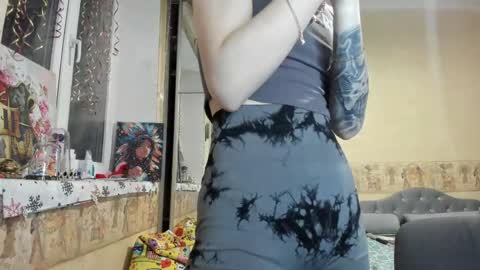 Mandy online show from March 21, 6:44 pm