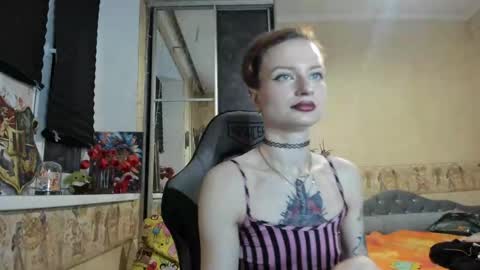 Snapshot of mandyshine chatting on April 26, 5:10 pm Mandy online show from April 26, 5:10 pm