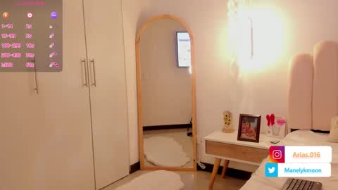   online show from March 12, 11:33 pm