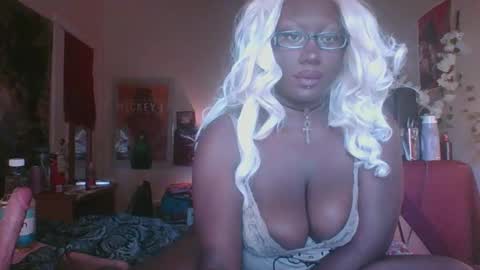 Snapshot of manicpixiedreamgirl666 chatting on September 13, 3:12 pm manicpixiedreamgirl666 online show from September 13, 3:12 pm