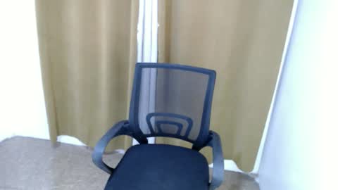 Snapshot of manliguezaris33 chatting on May 13, 3:04 am manliguezaris33 online show from May 13, 3:04 am