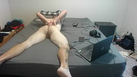 Snapshot of manlyman94 chatting on August 4, 11:18 pm manlyman94 online show from August 4, 11:18 pm