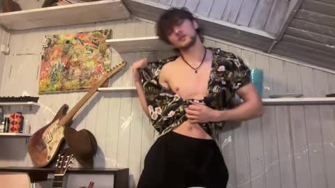 Snapshot of manolein chatting on December 17, 1:27 pm manolein online show from December 17, 1:27 pm