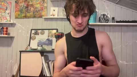 Snapshot of manolein chatting on December 19, 6:34 pm manolein online show from December 19, 6:34 pm