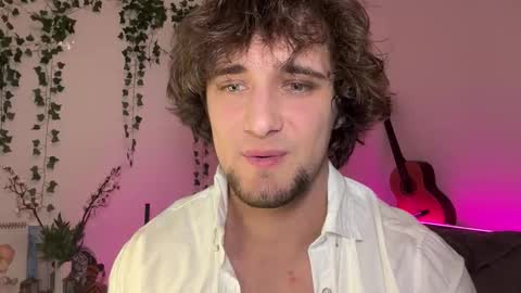 Snapshot of manolein chatting on October 14, 12:00 am manolein online show from October 14, 12:00 am