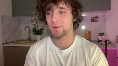 manolein online show from November 1, 3:36 pm